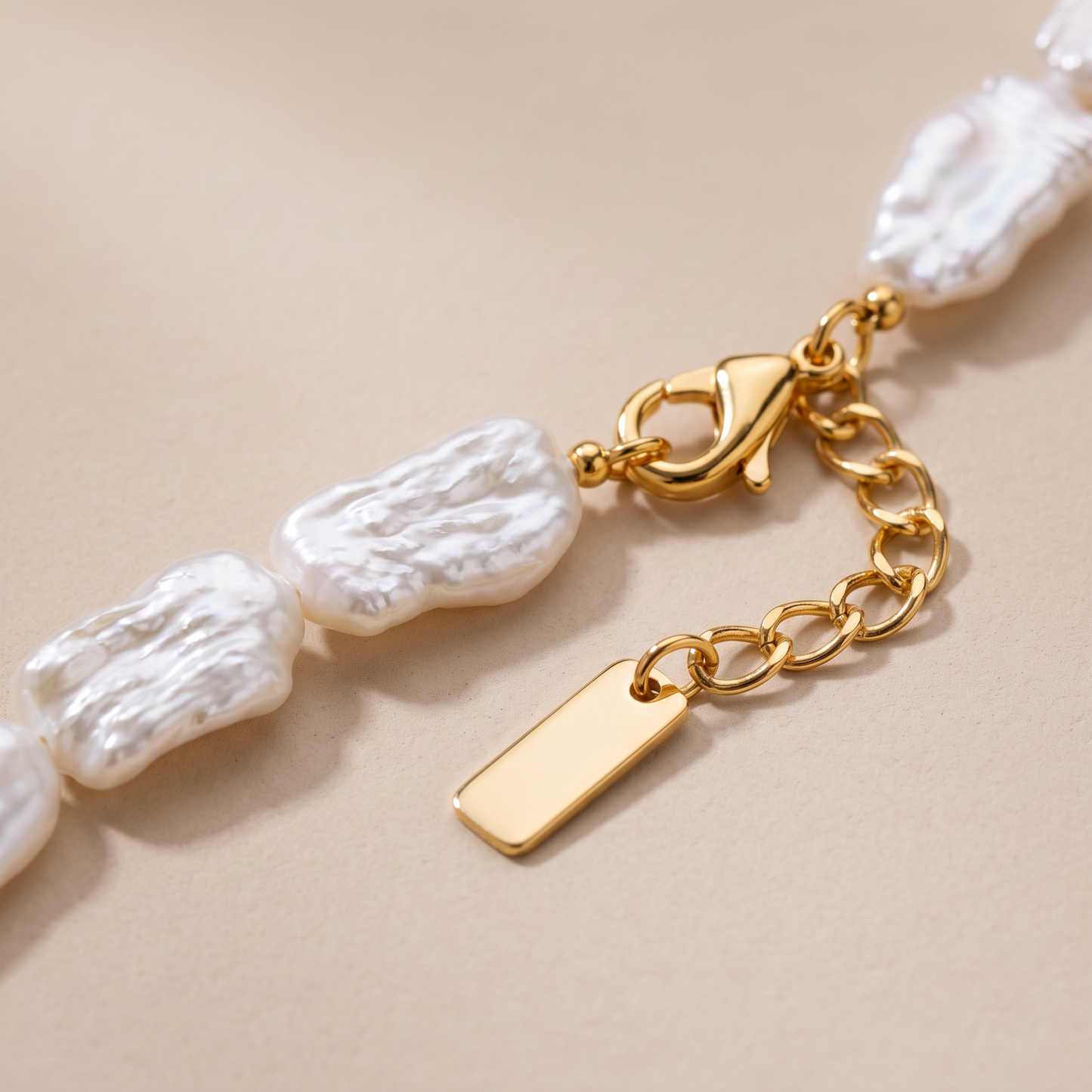 Asea Sundrenched Pearl Choker — close-up detail