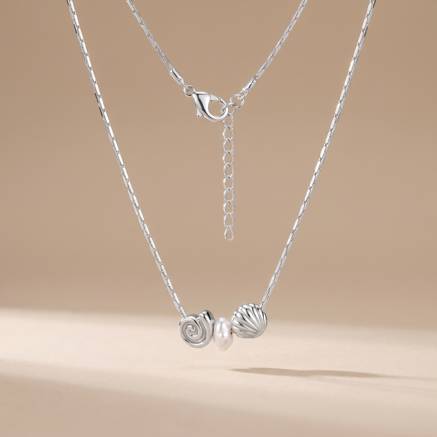 Asea Coastline Shell Choker — Silver Color