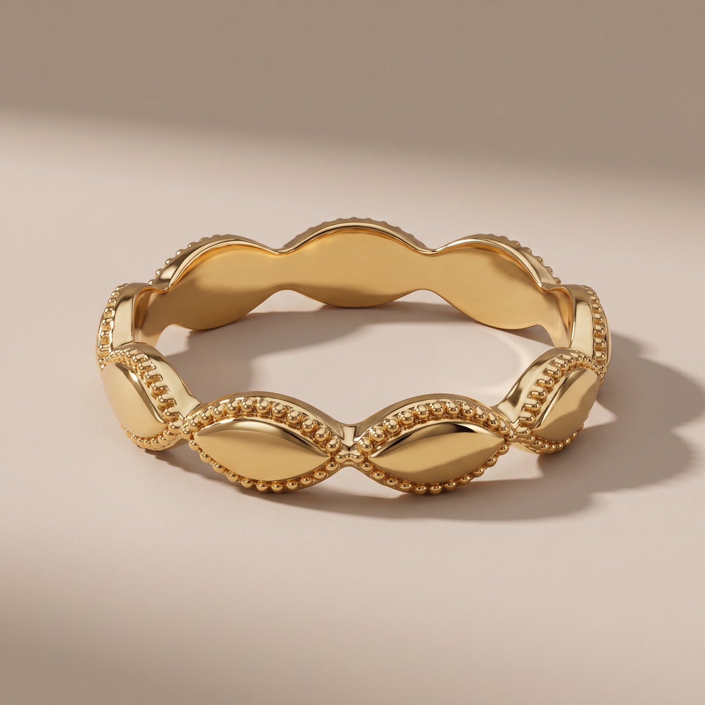 Asea Sirena Band Ring — close-up detail