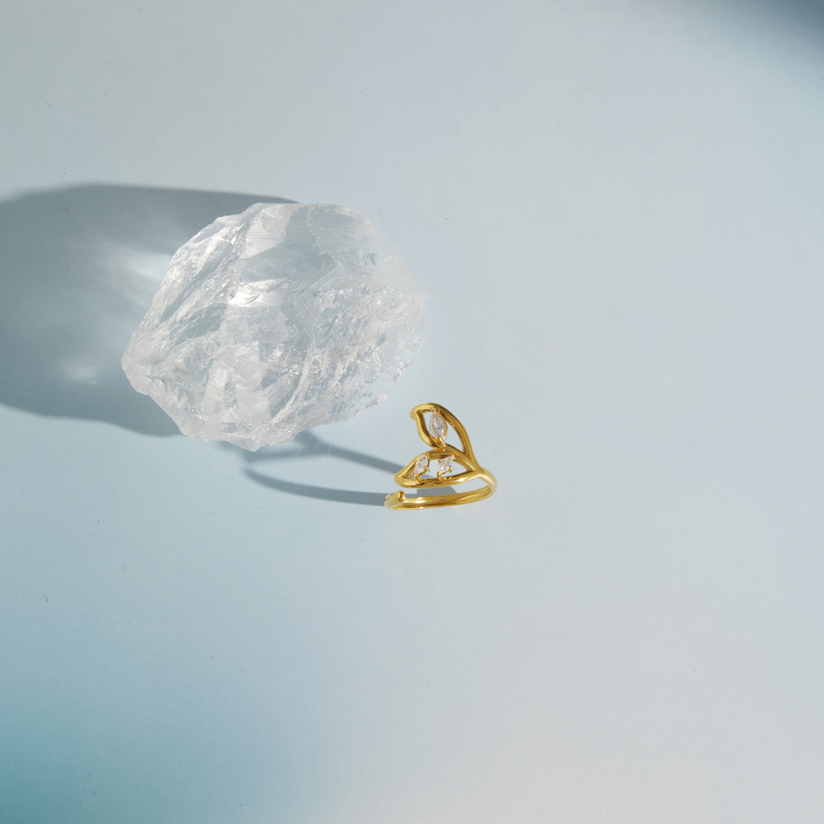 Marea Tailfin Crystal Ring