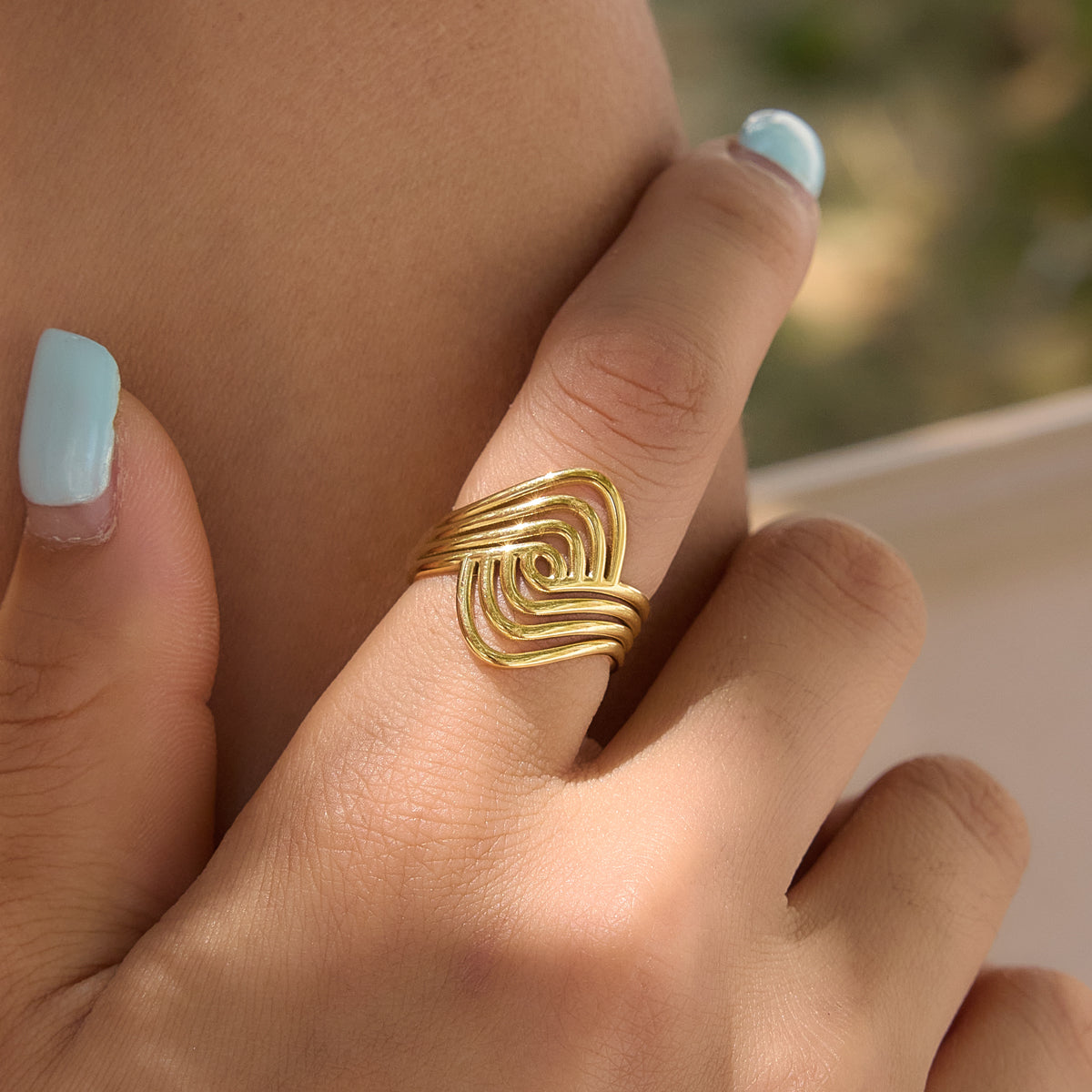 Mistral Swept Layered Ring