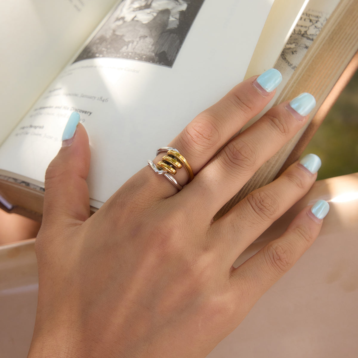 Marea Entwined Two-Tone Ring
