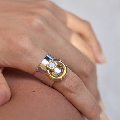 Marea Bold Two-Tone Loop Ring
