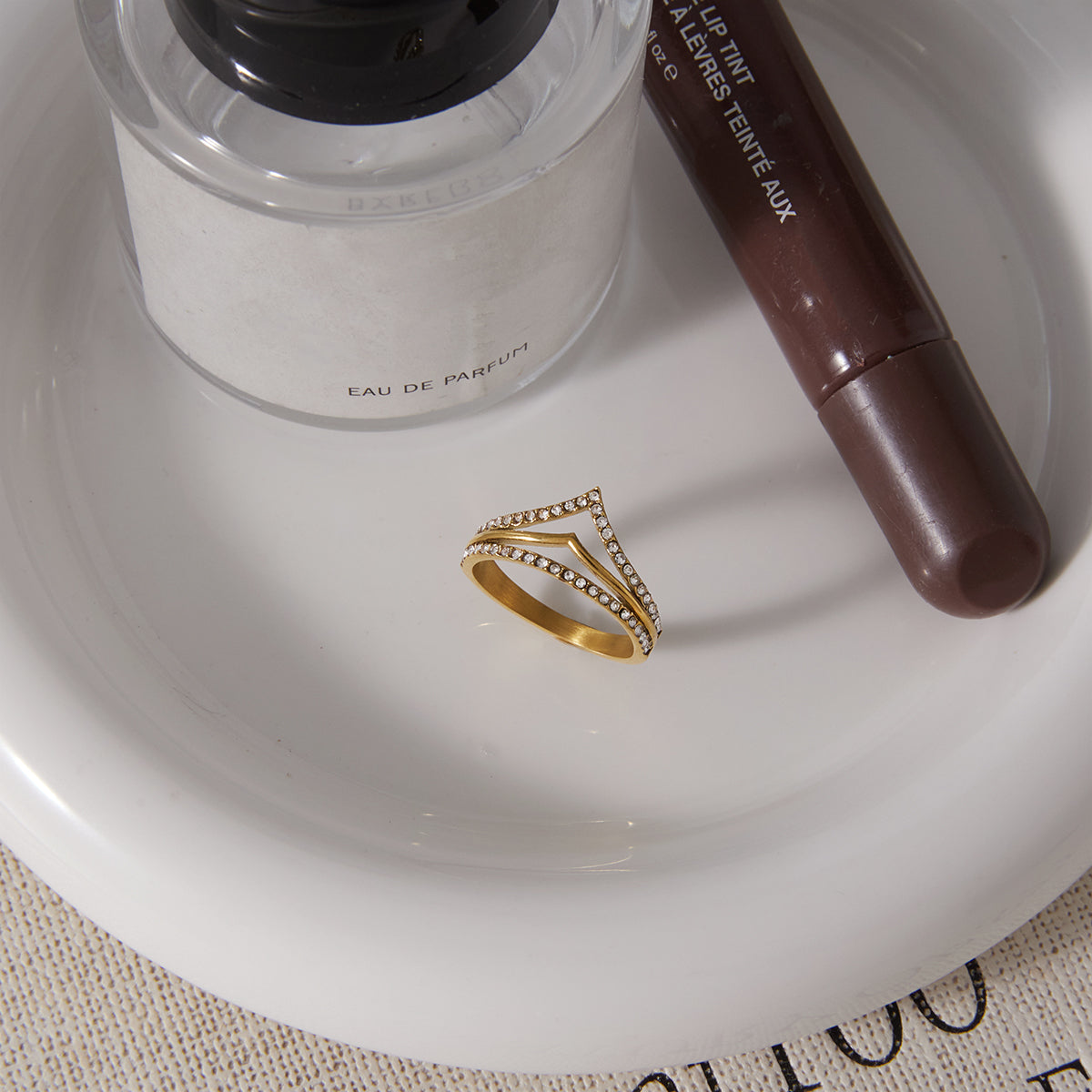 Calanque Twin Crest Crystal Ring