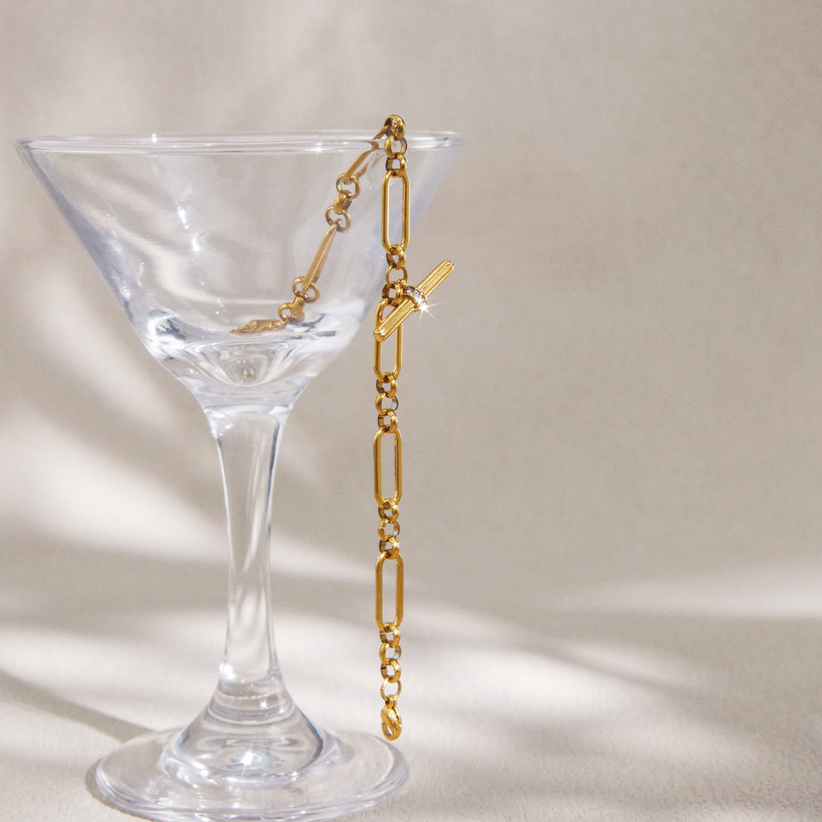 Calanque Elongated Link Toggle Bracelet