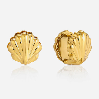 Ondina Fluted Seashell Stud Earrings