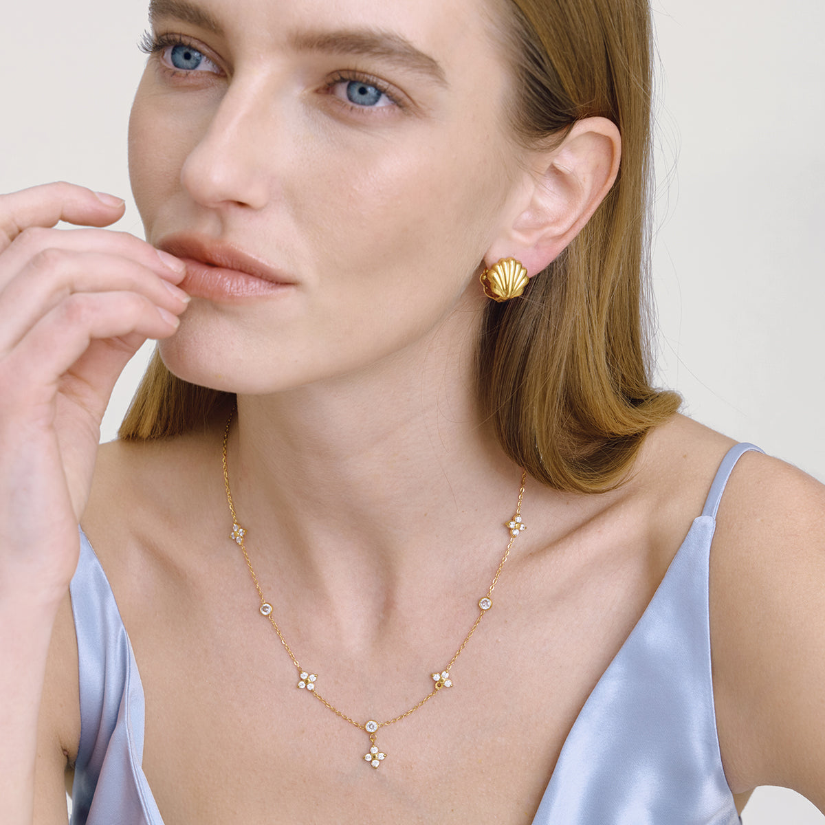 Ondina Fluted Seashell Stud Earrings