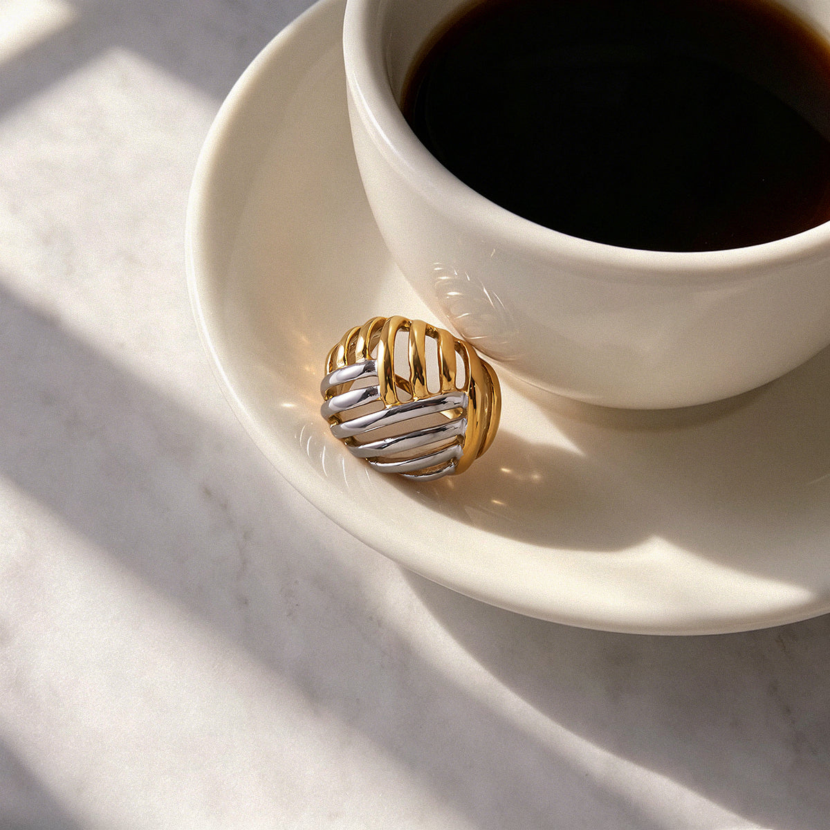 Meltemi Latticed Two-Tone Ring