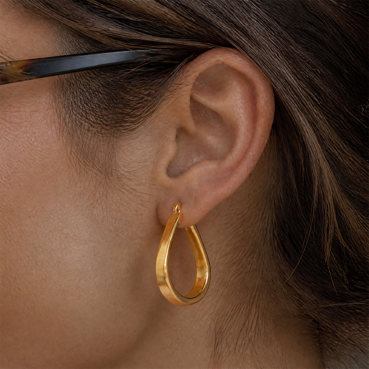Calanque Ribbon Loop Earrings