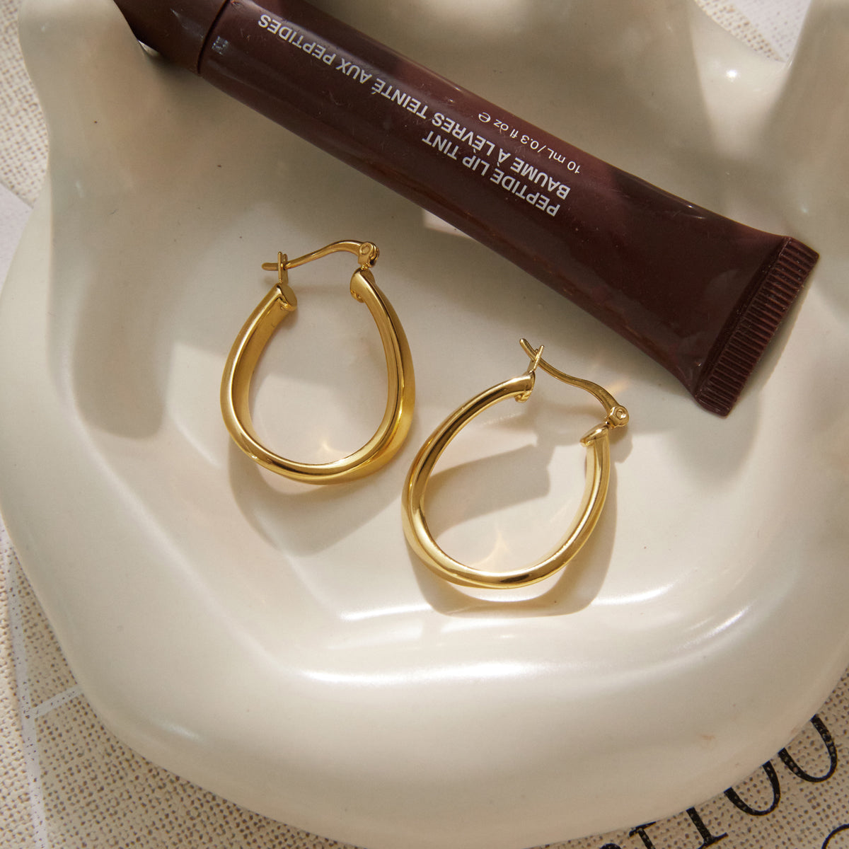 Calanque Ribbon Loop Earrings