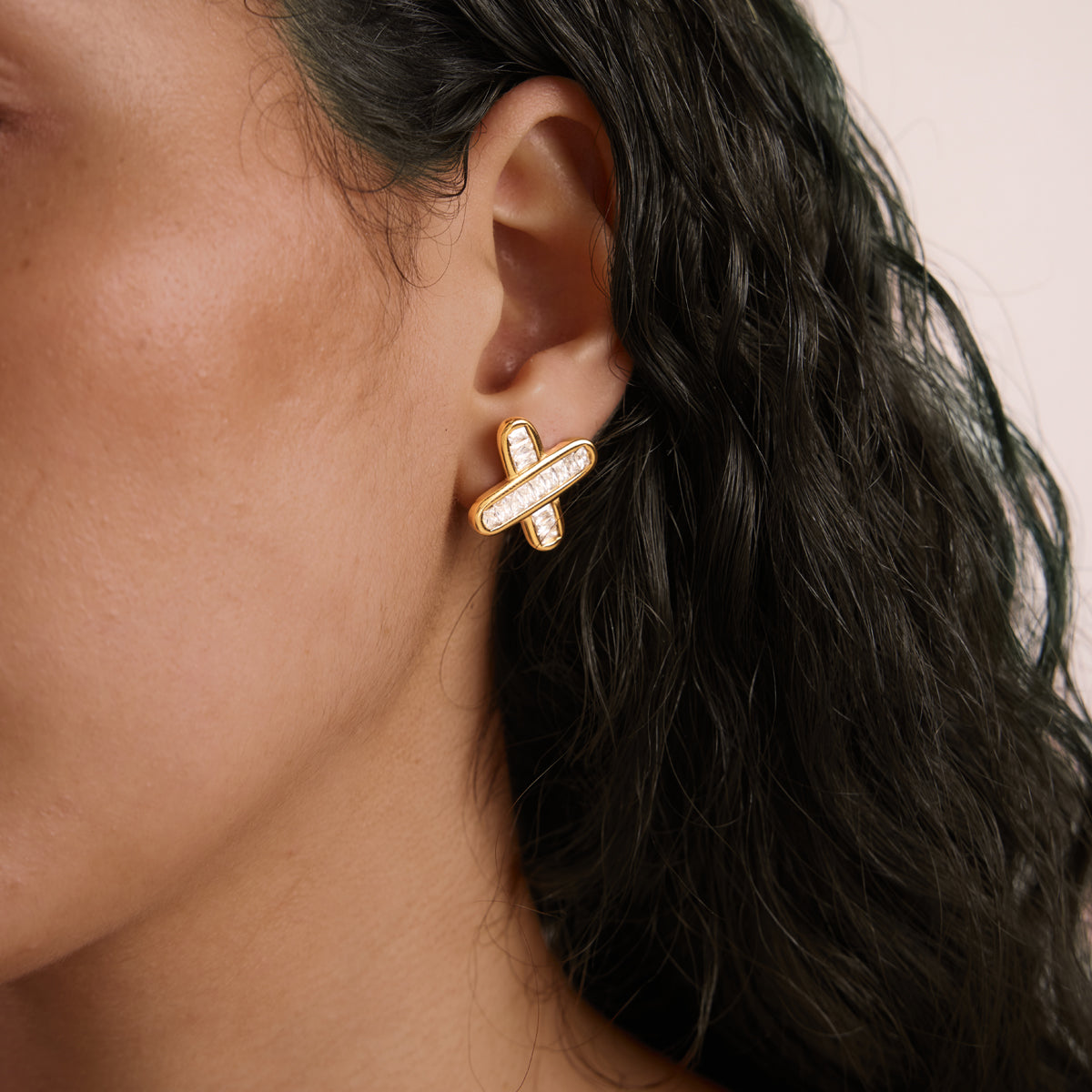 Cala Crossed Bar Stud Earrings