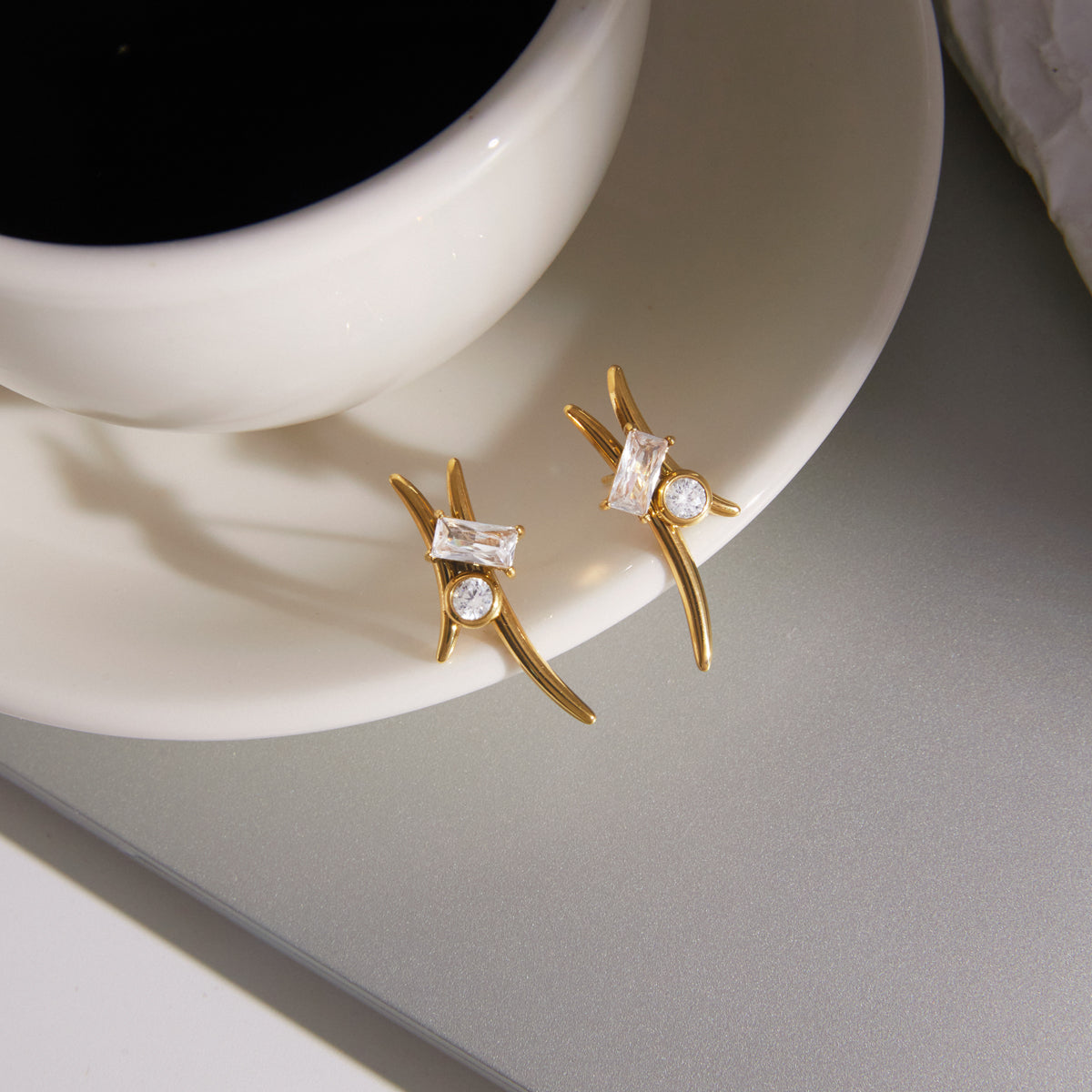 Marea Tapered Crossover Earrings