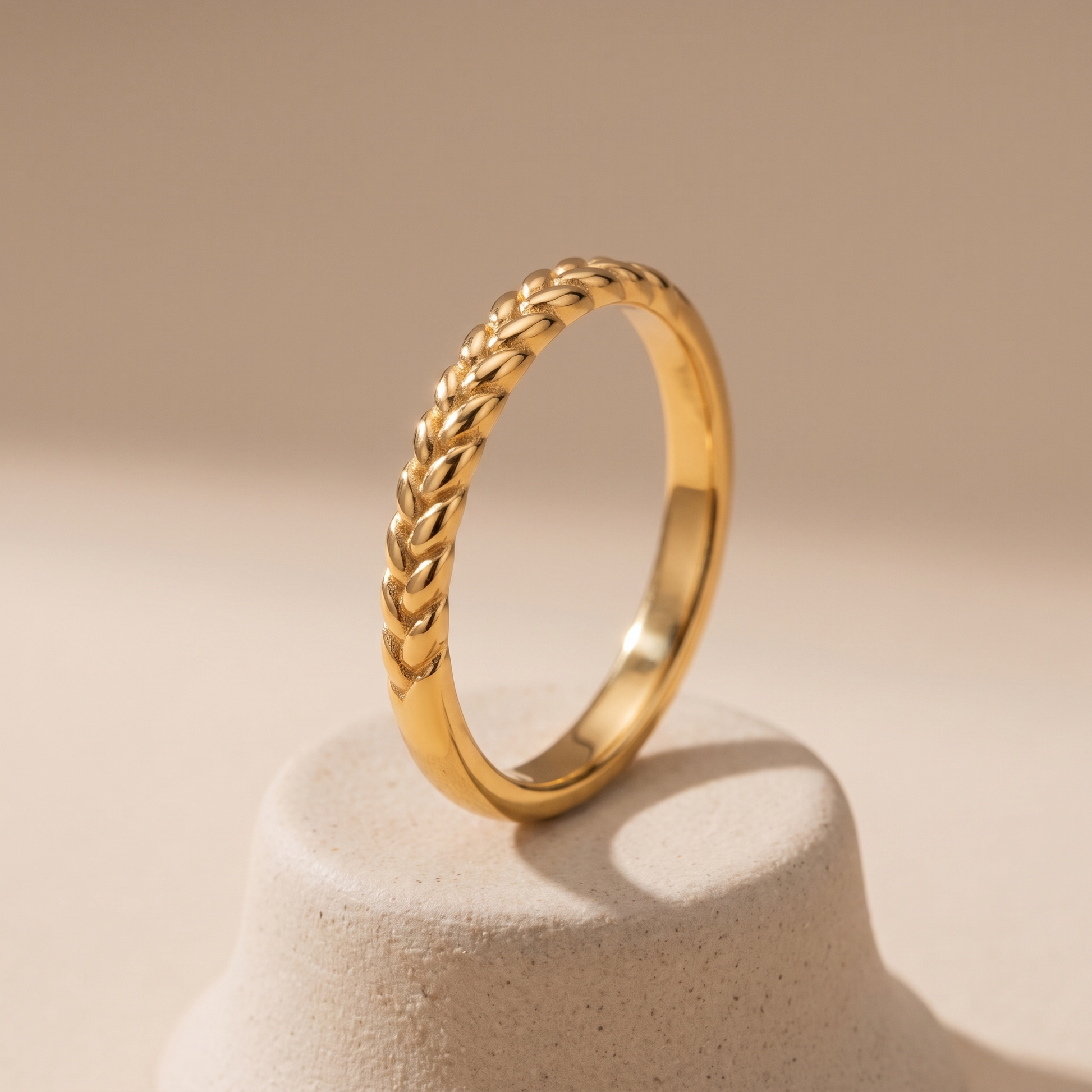 Asea Laurel Wreath Band Ring — angle