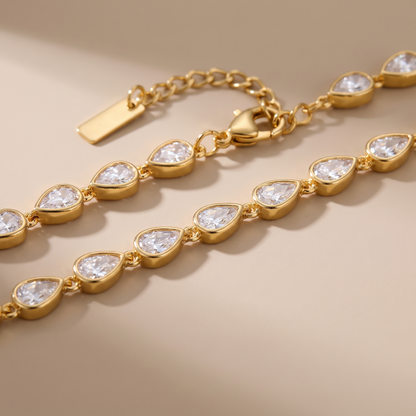 Asea Solara Zircon Necklace — close-up detail