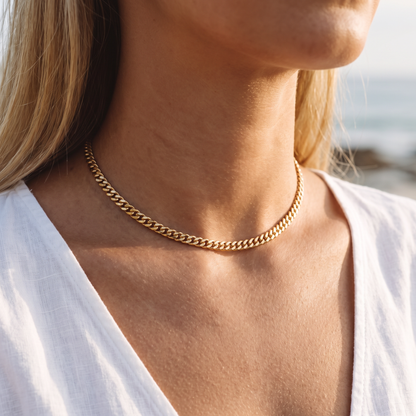 Asea Alghero Cuban Chain Necklace — worn by model