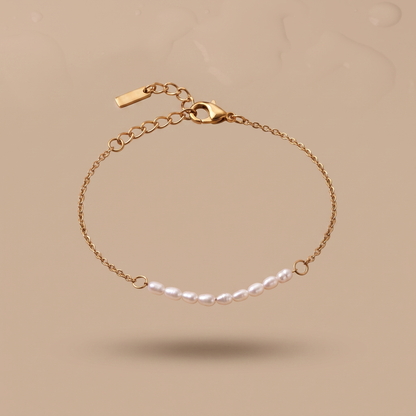 Asea Dainty Freshwater Pearl Bracelet — front view