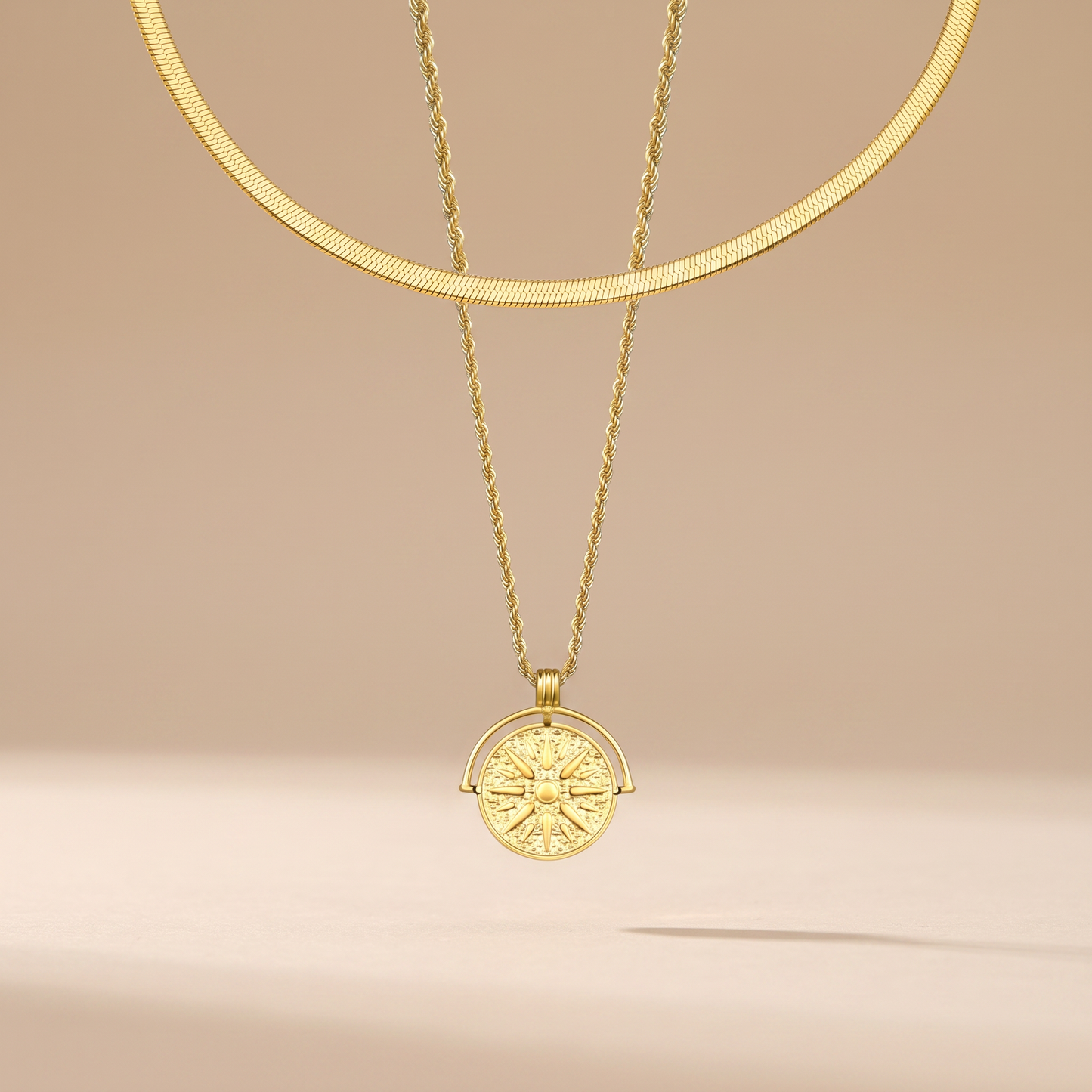 Asea Golden Glow Jewellery Set — front view