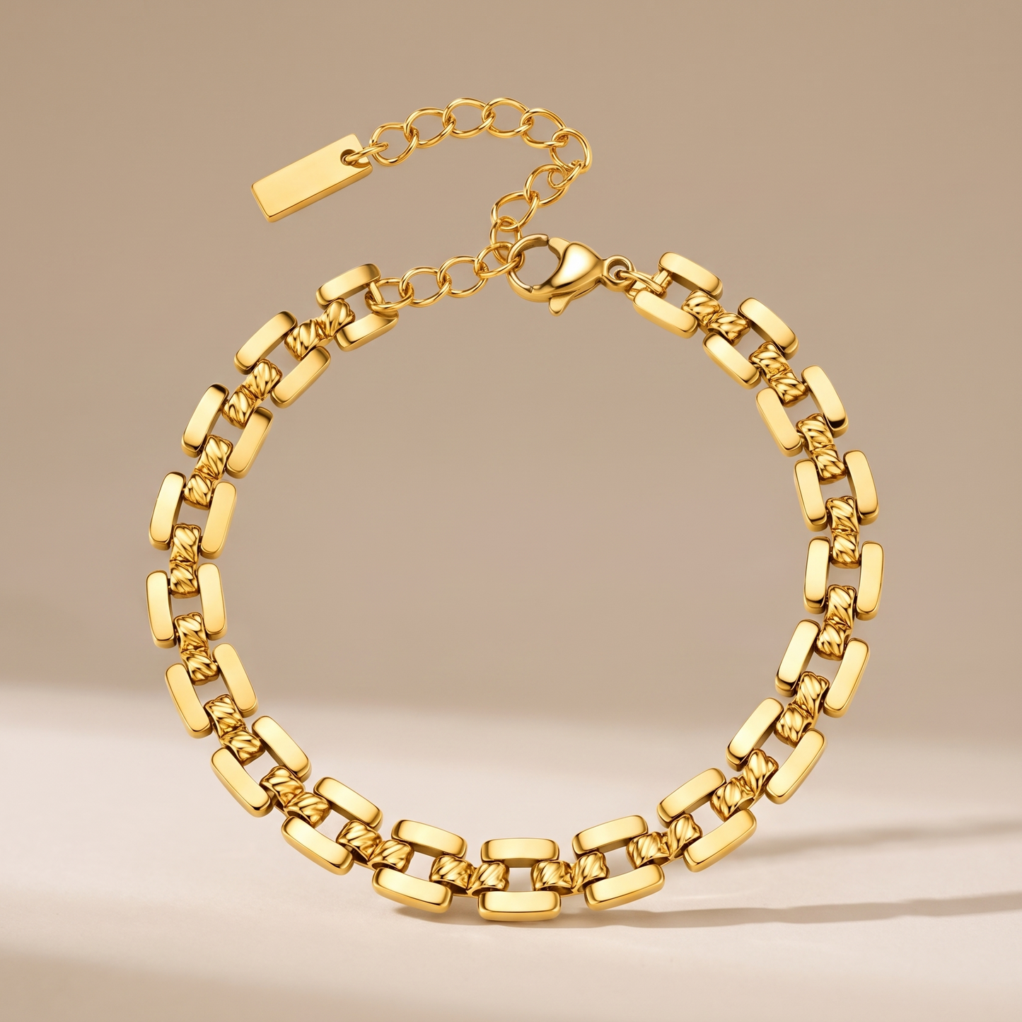 Asea Chunky Link Chain Bracelet — front view