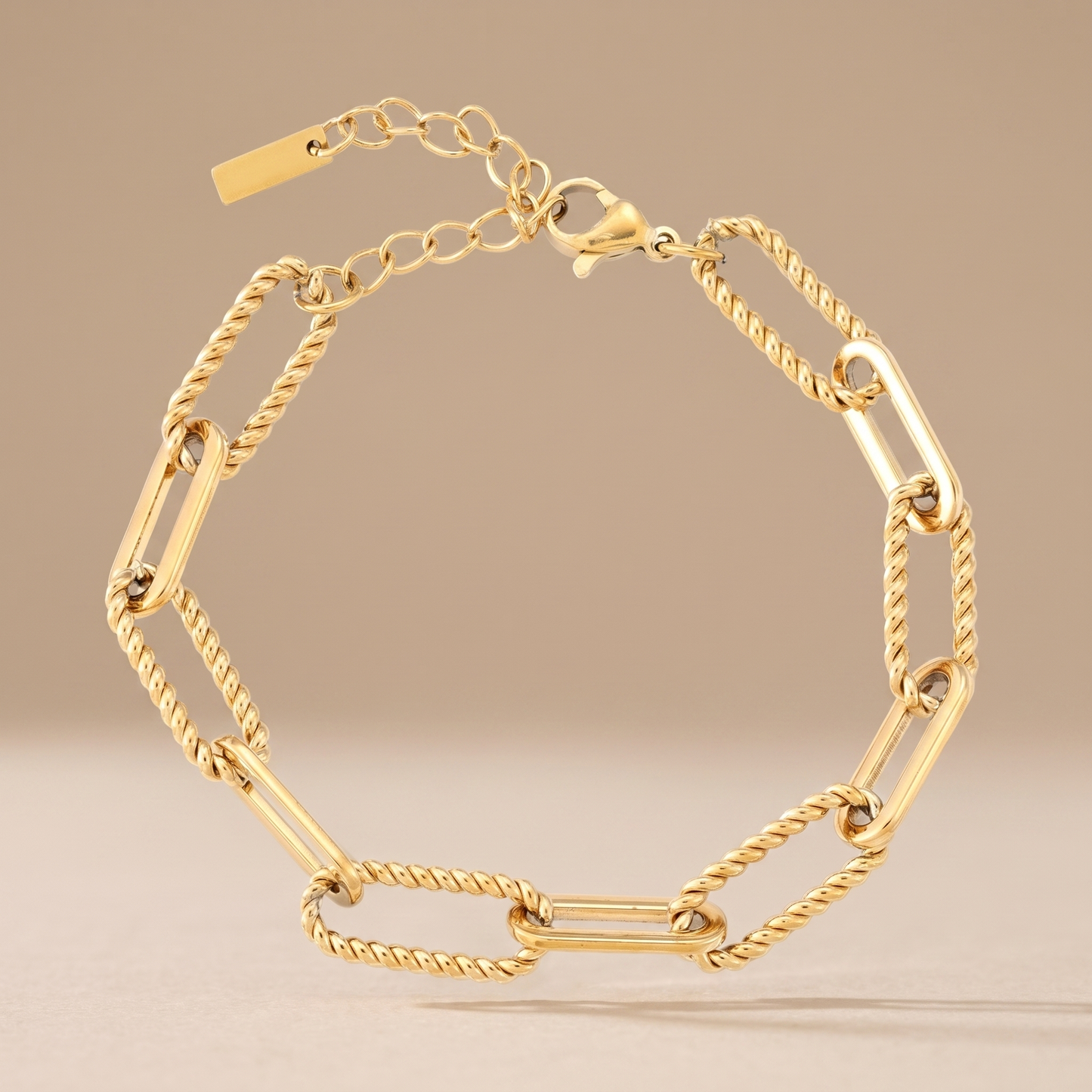Asea Statement Paperclip Chain Bracelet — front view