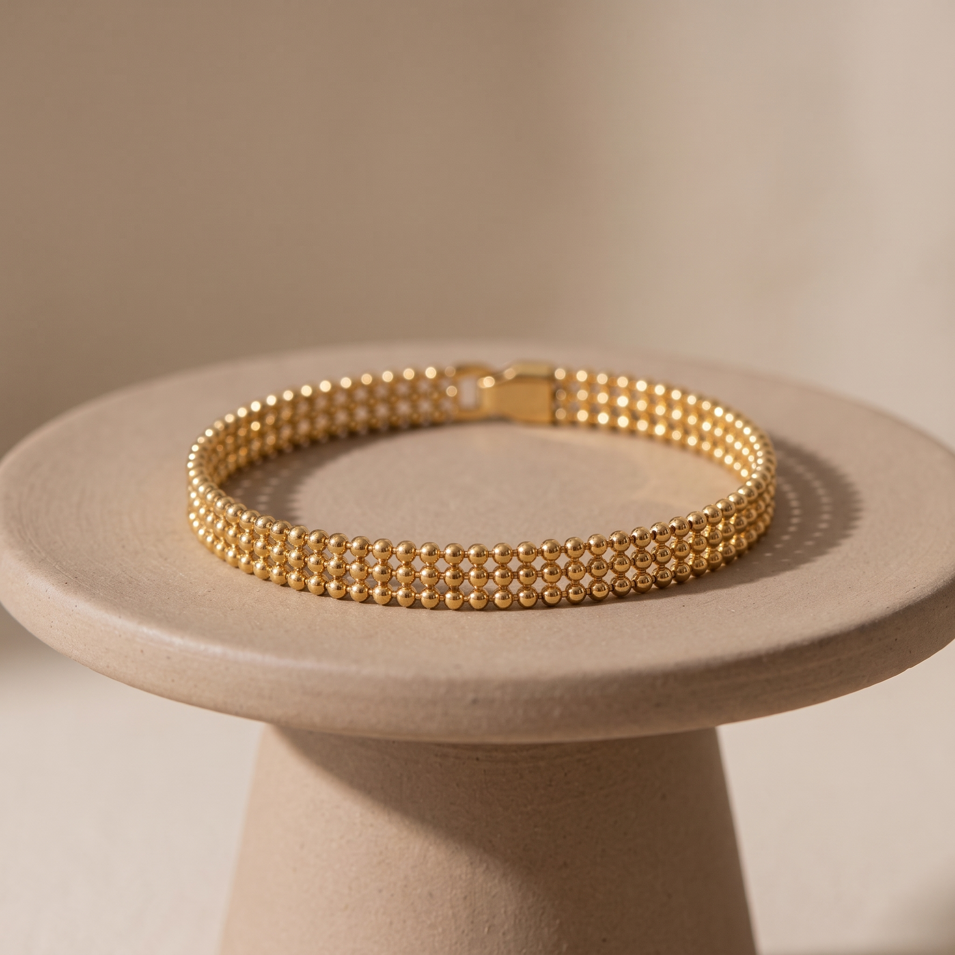 Asea Wren Chain Bracelet — angle
