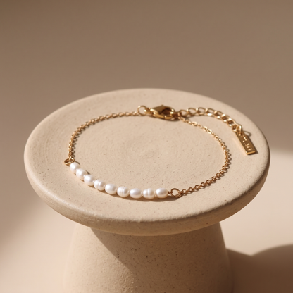 Asea Dainty Freshwater Pearl Bracelet — angle