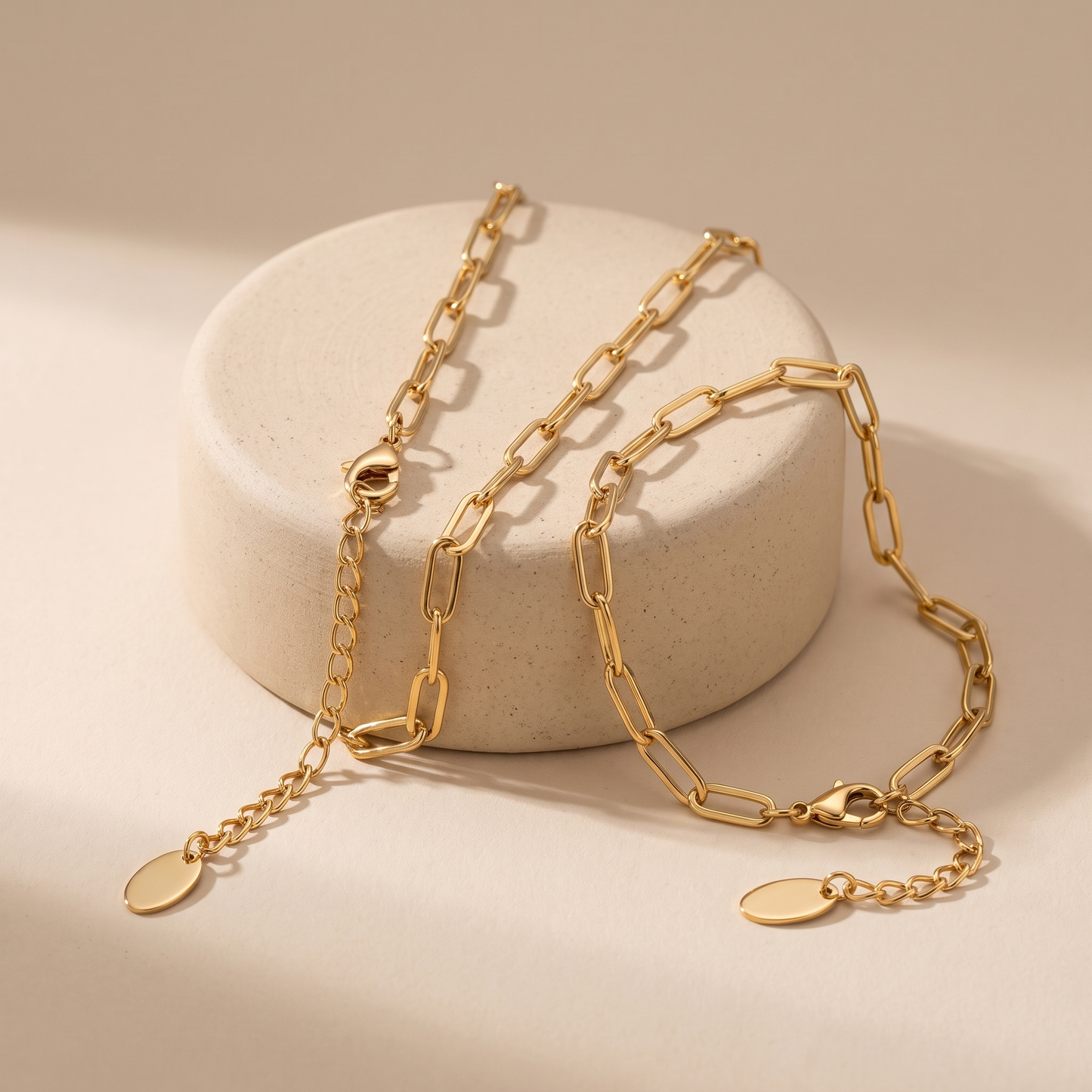 Asea Paperclip Necklace and Bracelet Set — angle