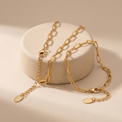 Asea Paperclip Necklace and Bracelet Set — angle