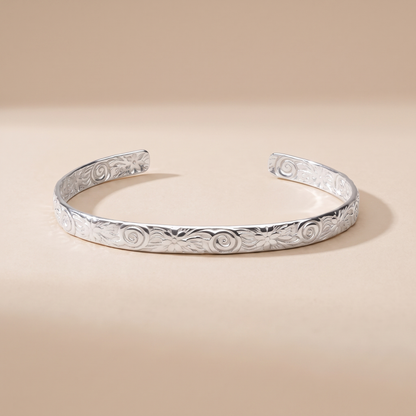 Asea Petal Bloom Cuff — Silver Color