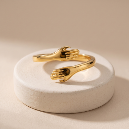 Asea Abrazo Wrap Ring — Gold color