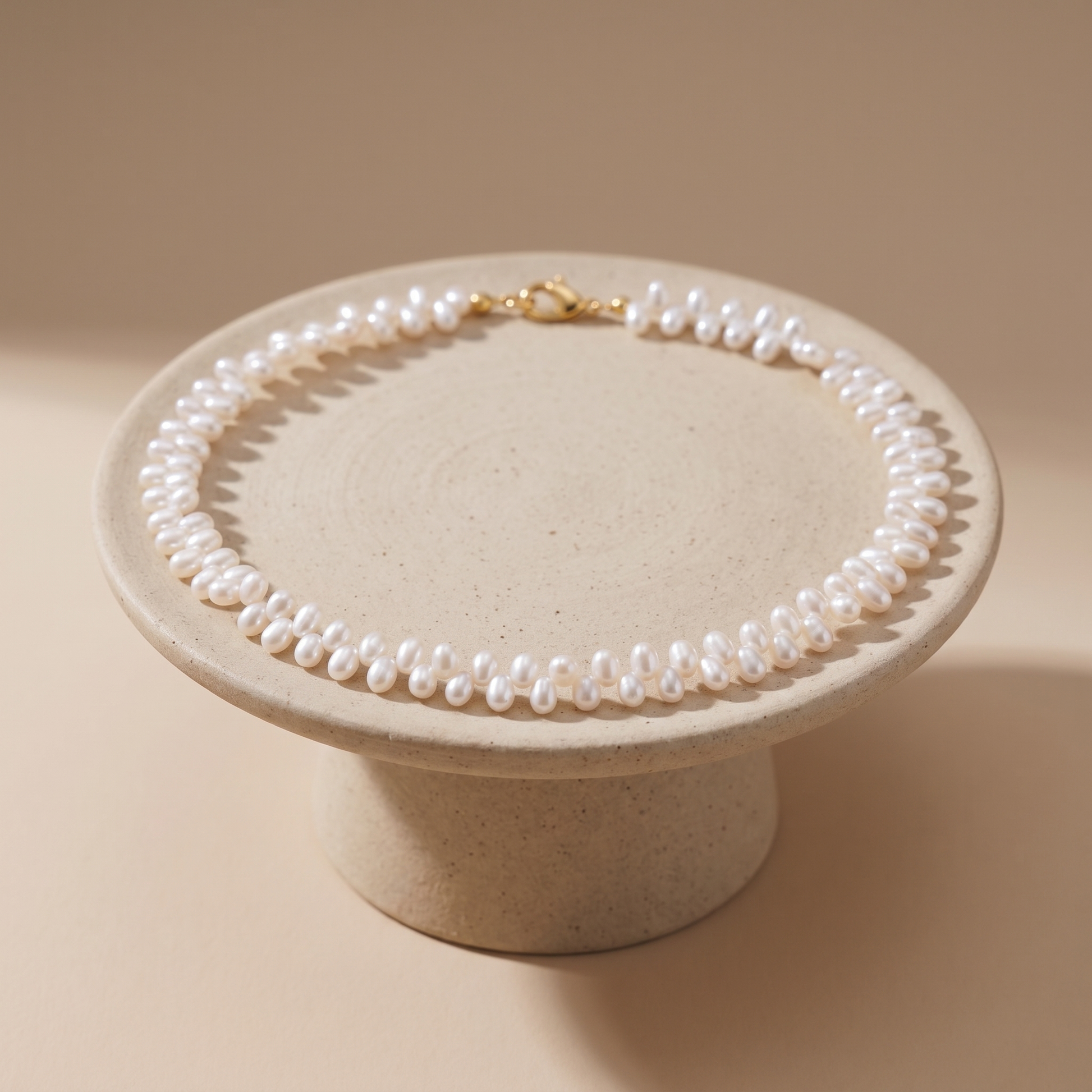 Asea Bella Pearl Choker — angle