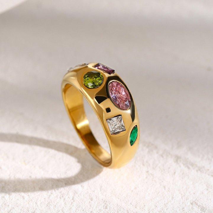 Calanque Prismatic Bezel Ring