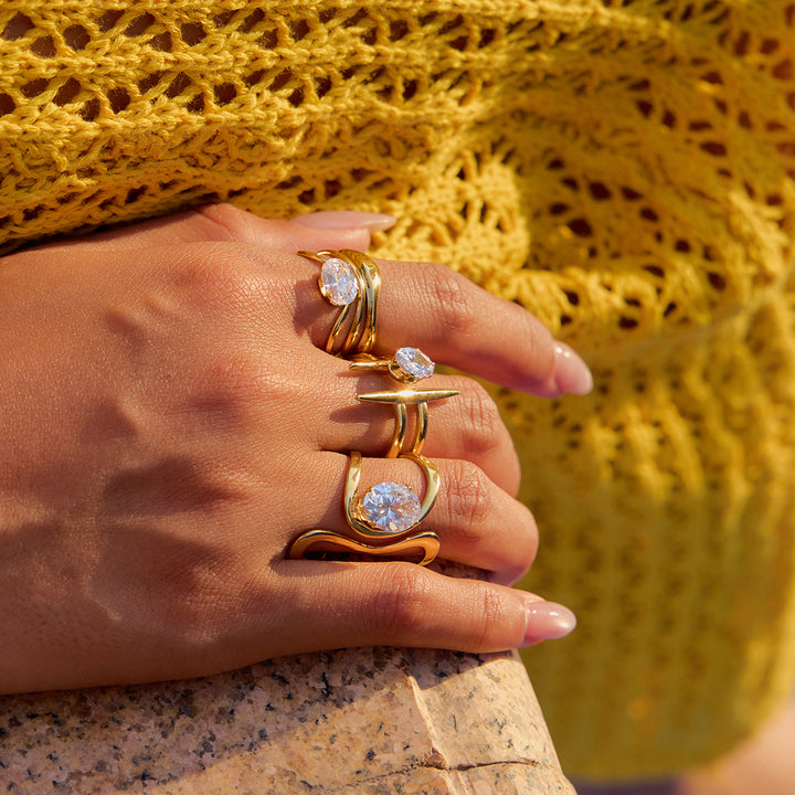 Calanque Ribbon Oval Ring
