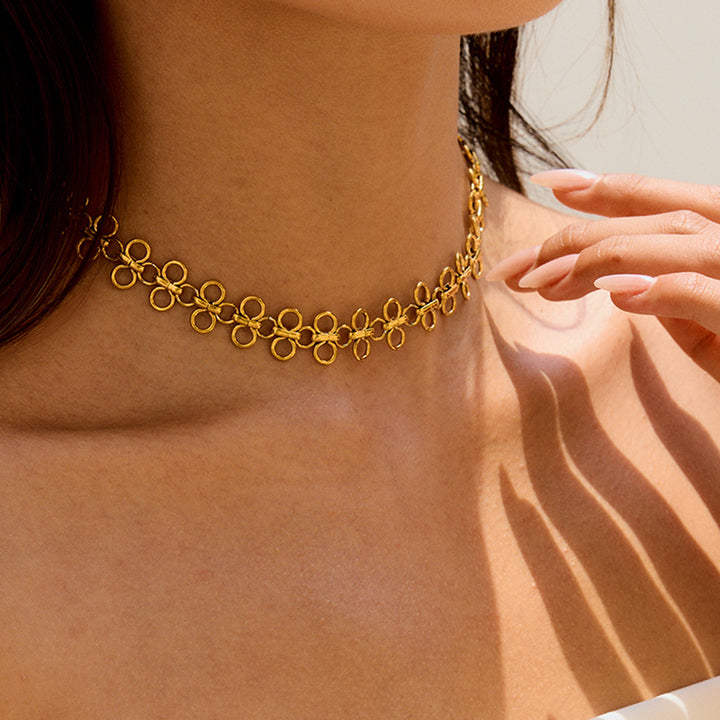 Salinas Petal Lace Necklace