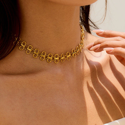 Salinas Petal Lace Necklace
