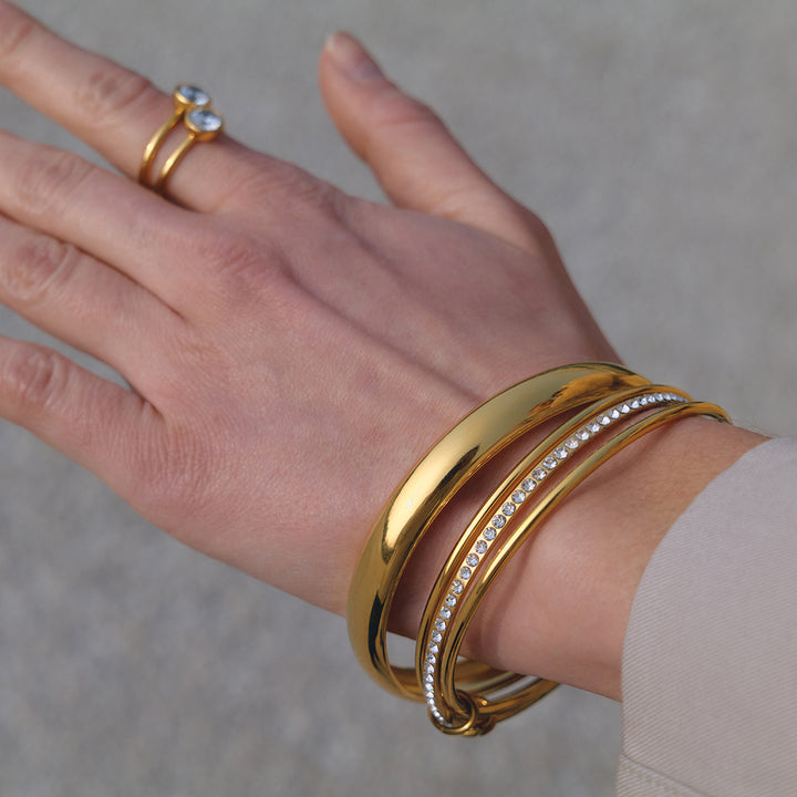 Marea Mirrored Curve Bangle Bracelet