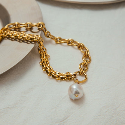 Marea Oval Link Pearl Necklace