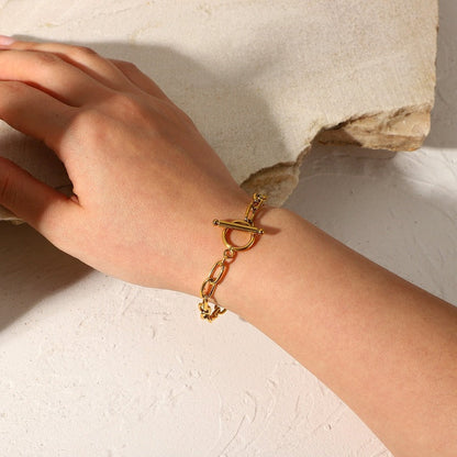 Cala Oval Toggle Chain Bracelet