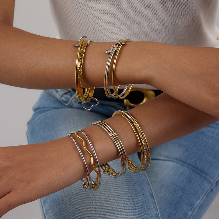 Tideline Slender Pavé Bangle Bracelet