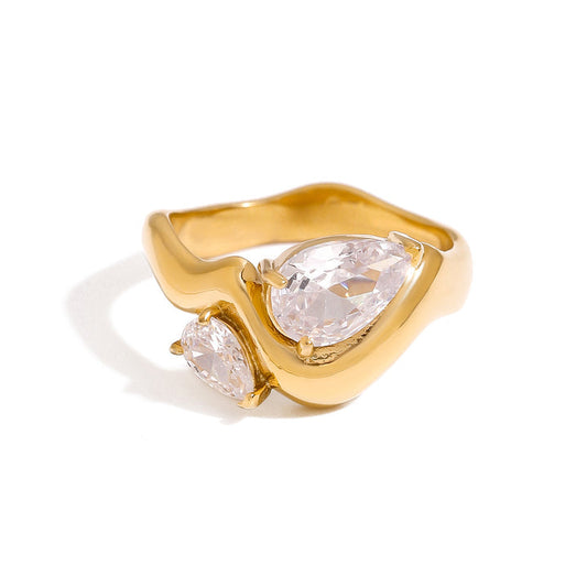 Ondine Teardrop Crest Ring