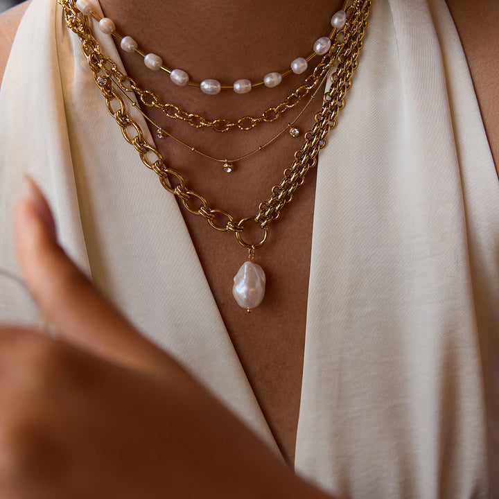 Marea Oval Link Pearl Necklace