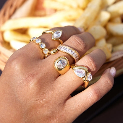 Marea Pebbled Crystal Ring