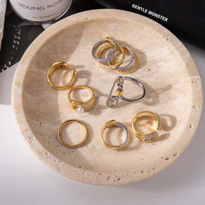Solene Elongated Link Ring