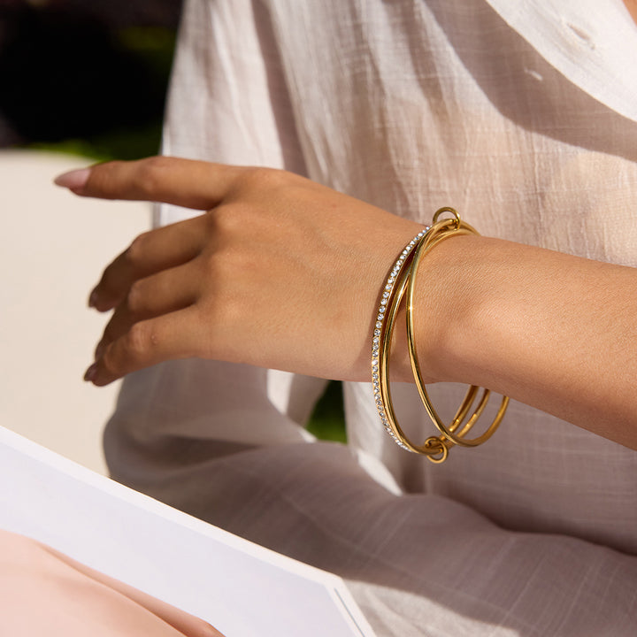 Tideline Slender Pavé Bangle Bracelet
