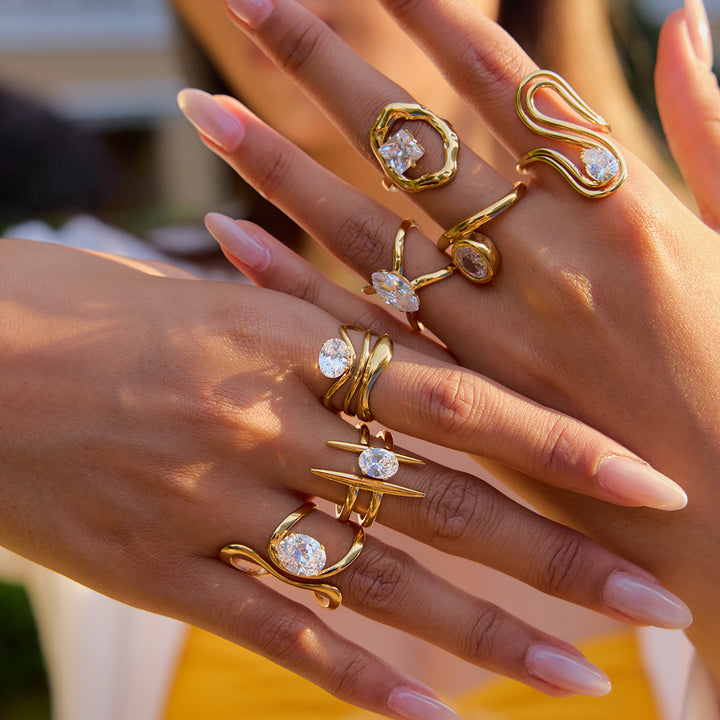 Calanque Ribbon Oval Ring