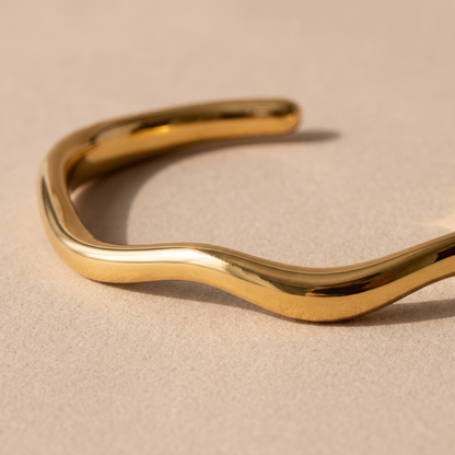 Asea Calla Wave Cuff — close-up detail