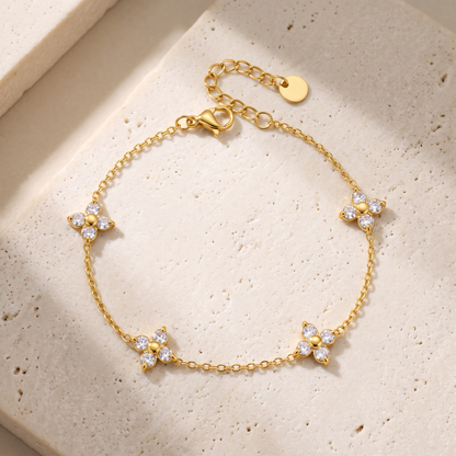 Halcyon Flat-Set Clover Bracelet
