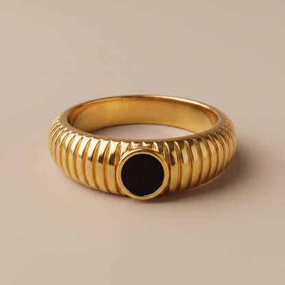 Asea Canggu Black Onyx Ring — close-up detail