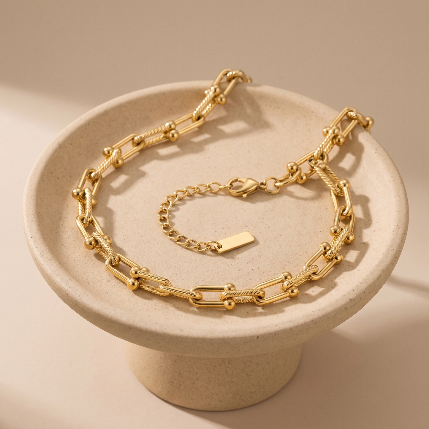 Asea Island Link Chain Choker — angle