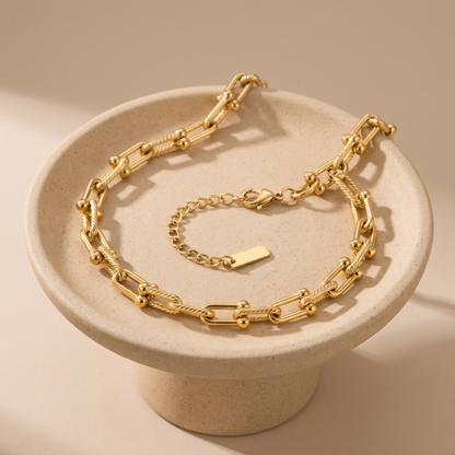 Asea Island Link Chain Choker — angle