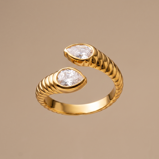 Asea Luz Sculptural Ring — front view